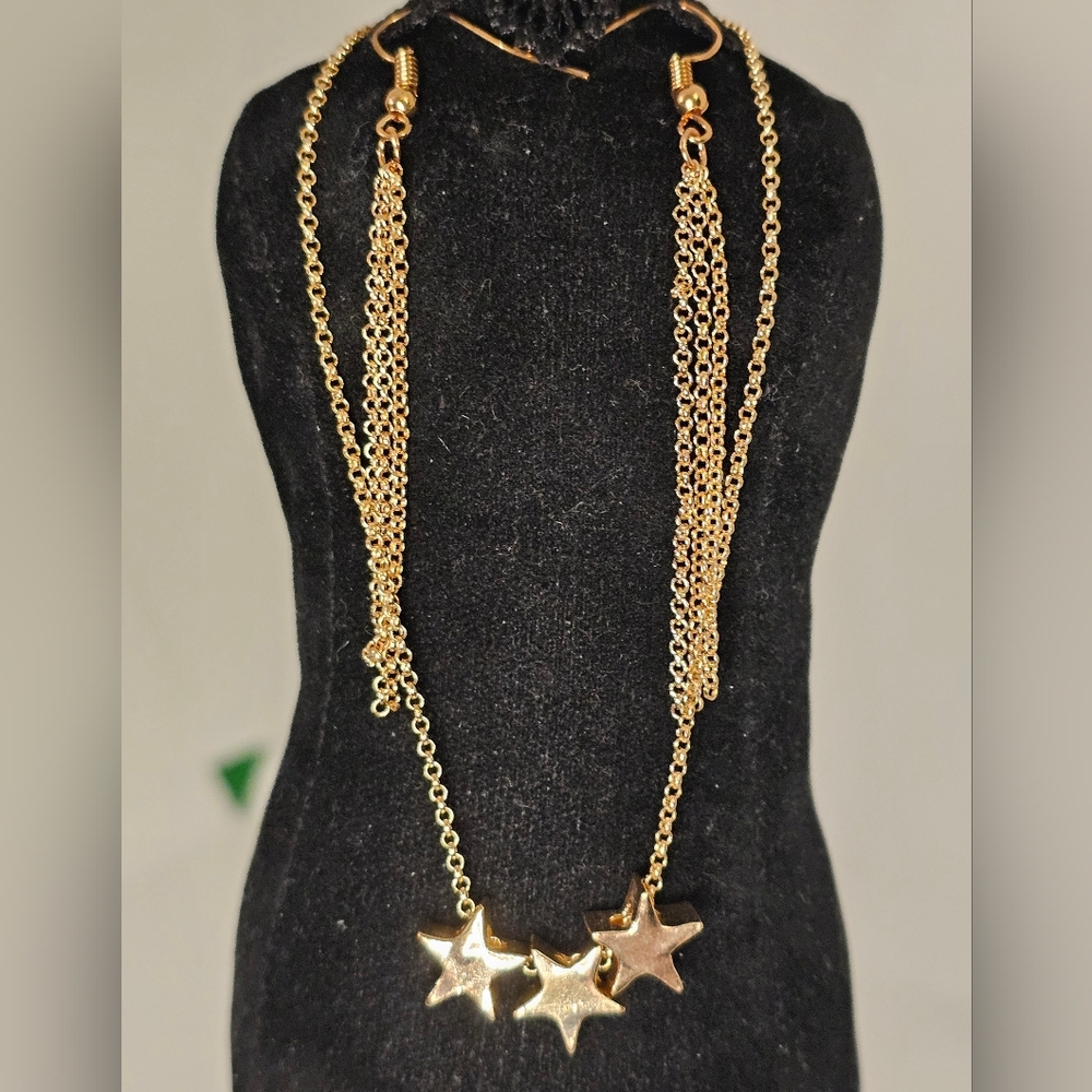 Three Gold Star Pendants Necklace And Earing Set